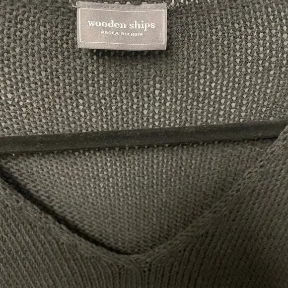 Wooden Ships V Neck Pumpkin Spice Print Black Knit Sweater Womens Small / Medium - Picture 3 of 5